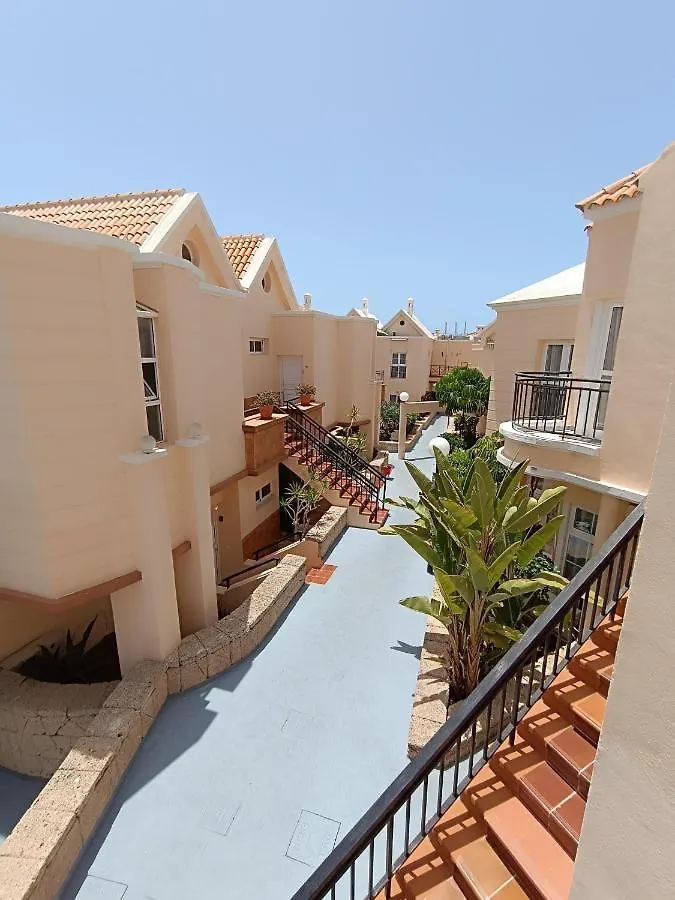 Sarah'S Apartment - Playa Fanabe أذيخي