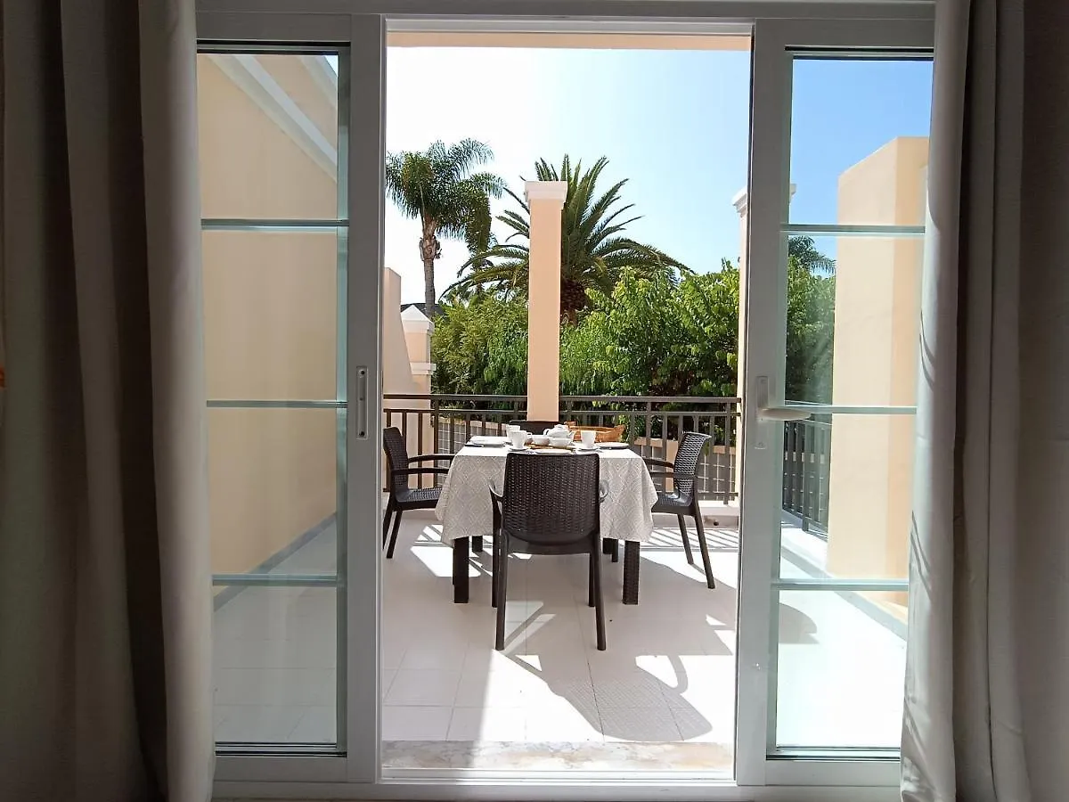 Sarah'S Apartment - Playa Fanabe أذيخي 0*,