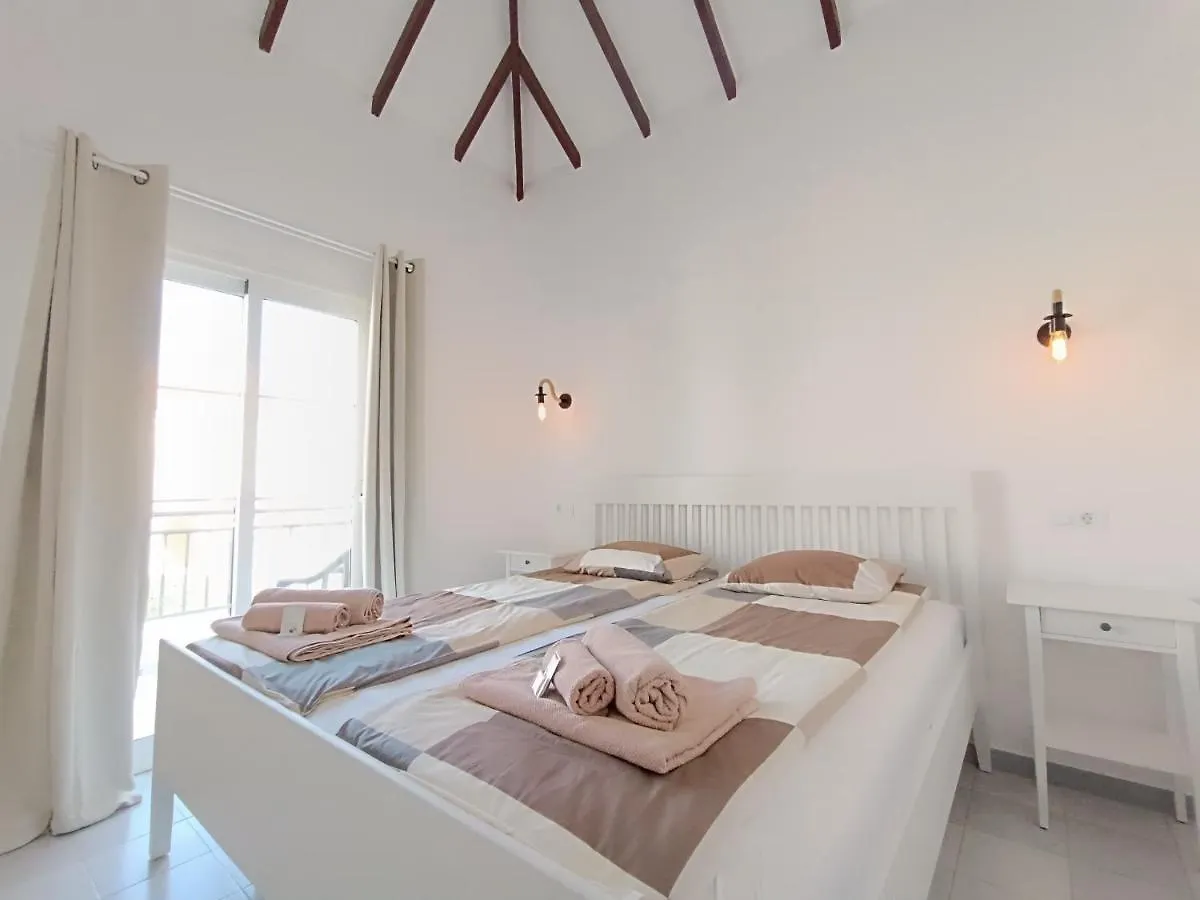 Sarah'S Apartment - Playa Fanabe أذيخي