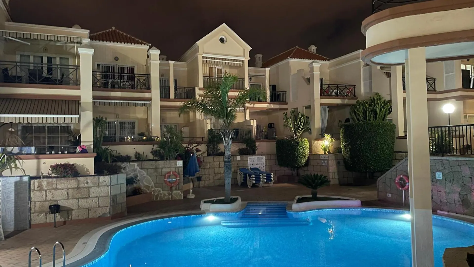 Sarah'S Apartment - Playa Fanabe أذيخي 0*,