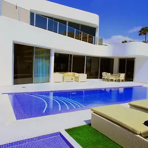 villas-flamingo-resort.adeje-hotels.com/